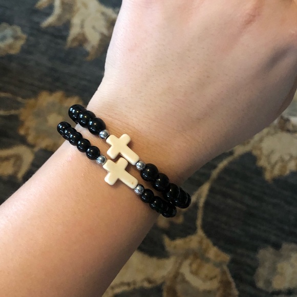 Cross Charm Beaded Bracelet - Picture 3 of 8